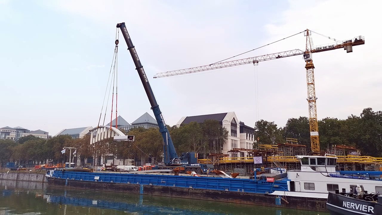L'AVENIR - Les structures du pont Suzan Daniel arrivent via le canal