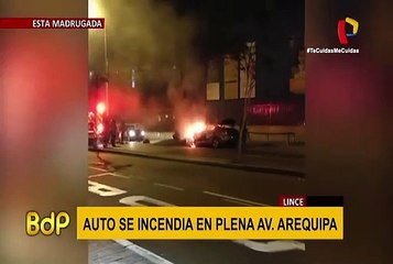 Lince: en la madrugada vehículo se incendia en la avenida Arequipa
