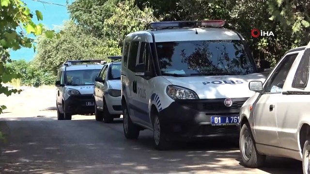 Silahını temizlerken kendini vuran polis öldü