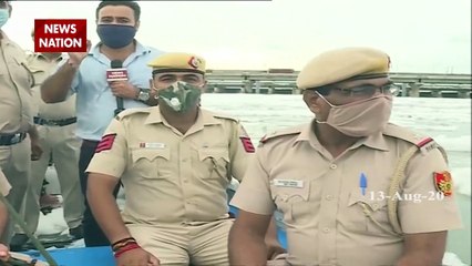 Police patrolling in Yamuna river in view of Independence Day