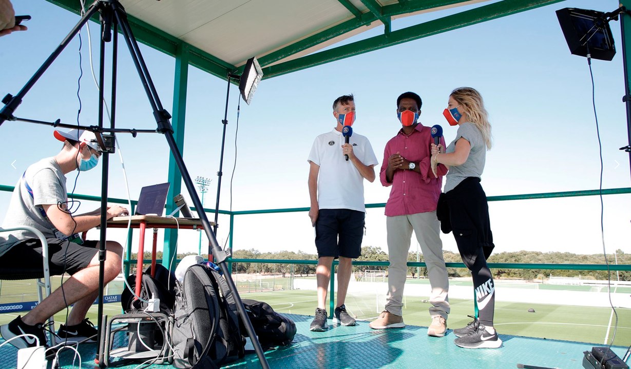 Replay : L'entraînement avec Valdo, debrief de Atalanta Bergame - Paris Saint-Germain