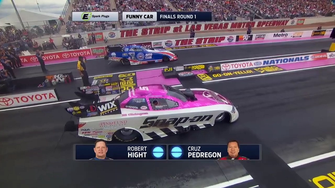 Must WATCH AMAZING NHRA Funny Car run in Las Vegas