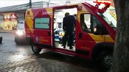 Adolescente de 17 anos é atropelado por carro no Centro