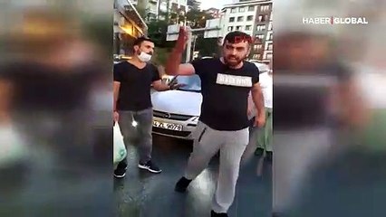 Trafikte kadına küfredip saldırdı! O anlar kamerada
