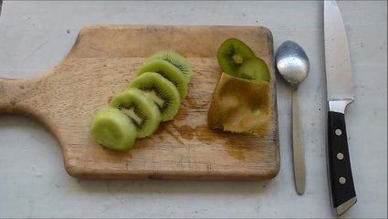 Today's Special: How To Peel A Kiwi Fruit In Under A Minute