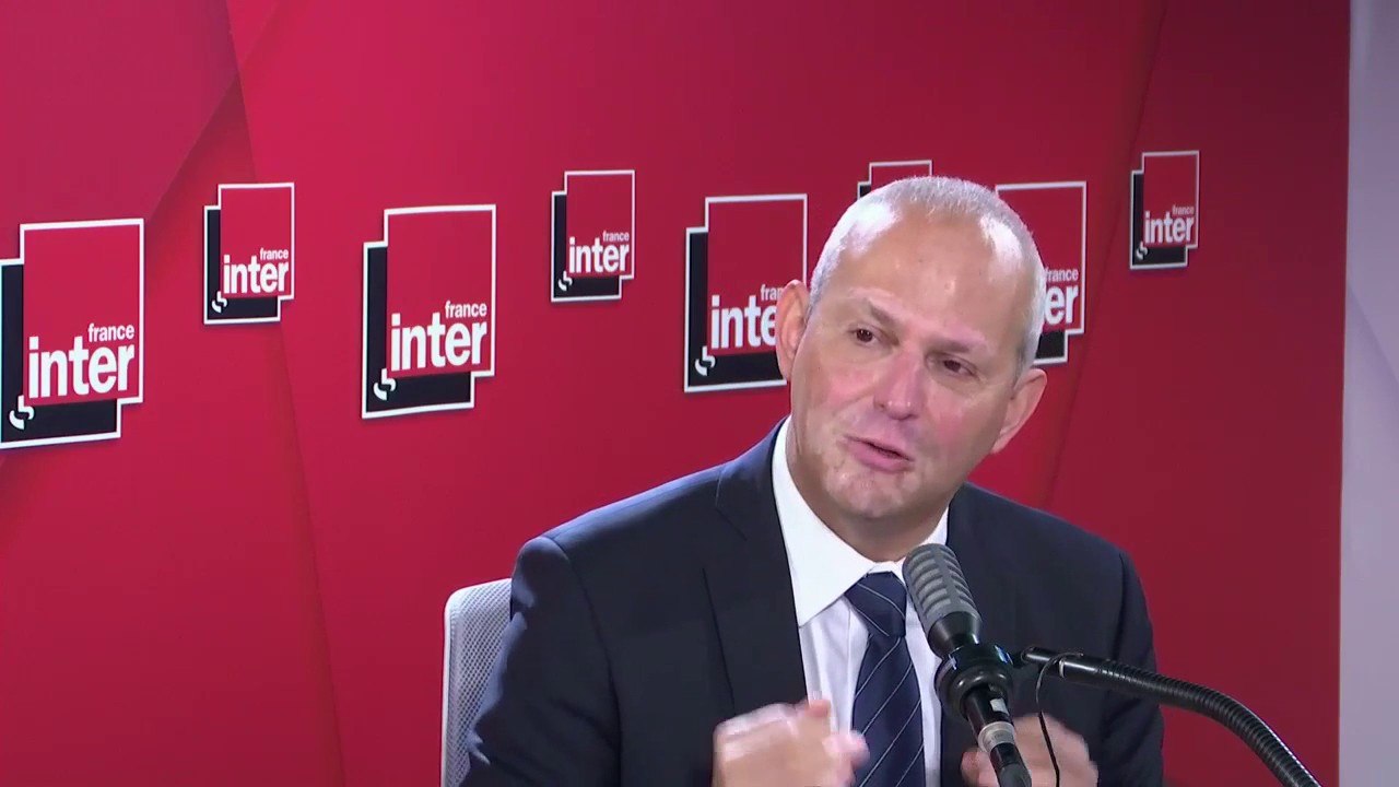 Jérôme Salomon : "Il faut se faire tester quand on a des symptômes, même vraiment bénins. Quand on a été exposé, quand on a un collègue, un ami qui est positif. Il ne faut pas hésiter à se faire tester lorsqu'on pense avoir été exposé à un risque."