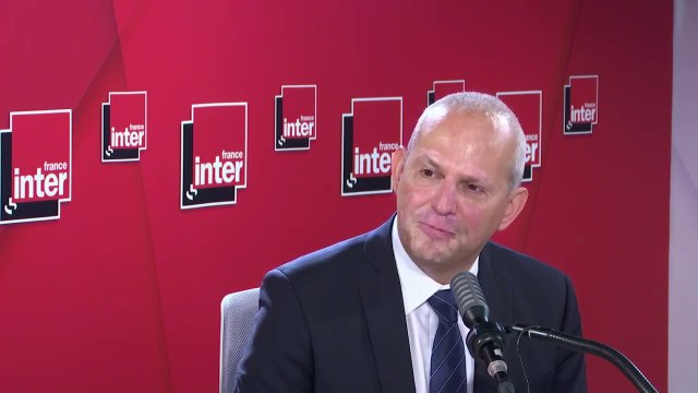 Jérôme Salomon : Jamais, dans l'Histoire de France, on n'a fait autant de tests sur une maladie infectieuse. On s'est beaucoup préparé : il y a tous les outils à disposition pour éviter une deuxième vague.