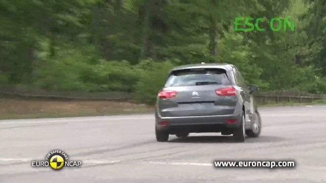 Citroën C4 Picasso - Euro NCAP ESC Test 2013