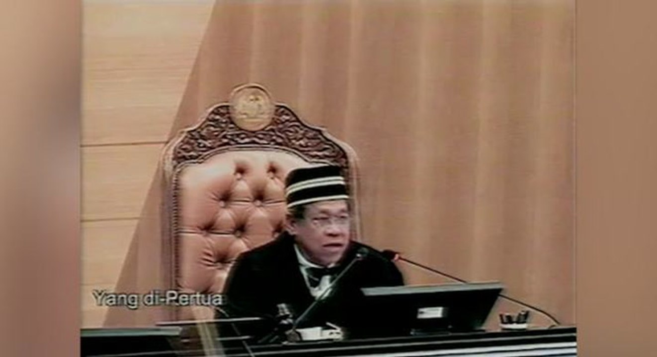 Pandikar: Uncouth behaviour