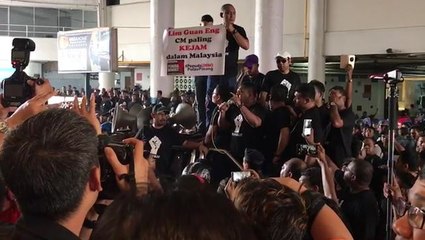 Umno Youth stage protest in Penang