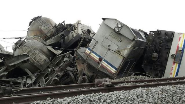 ETS Ipoh-Kampar disrupted following train derailment