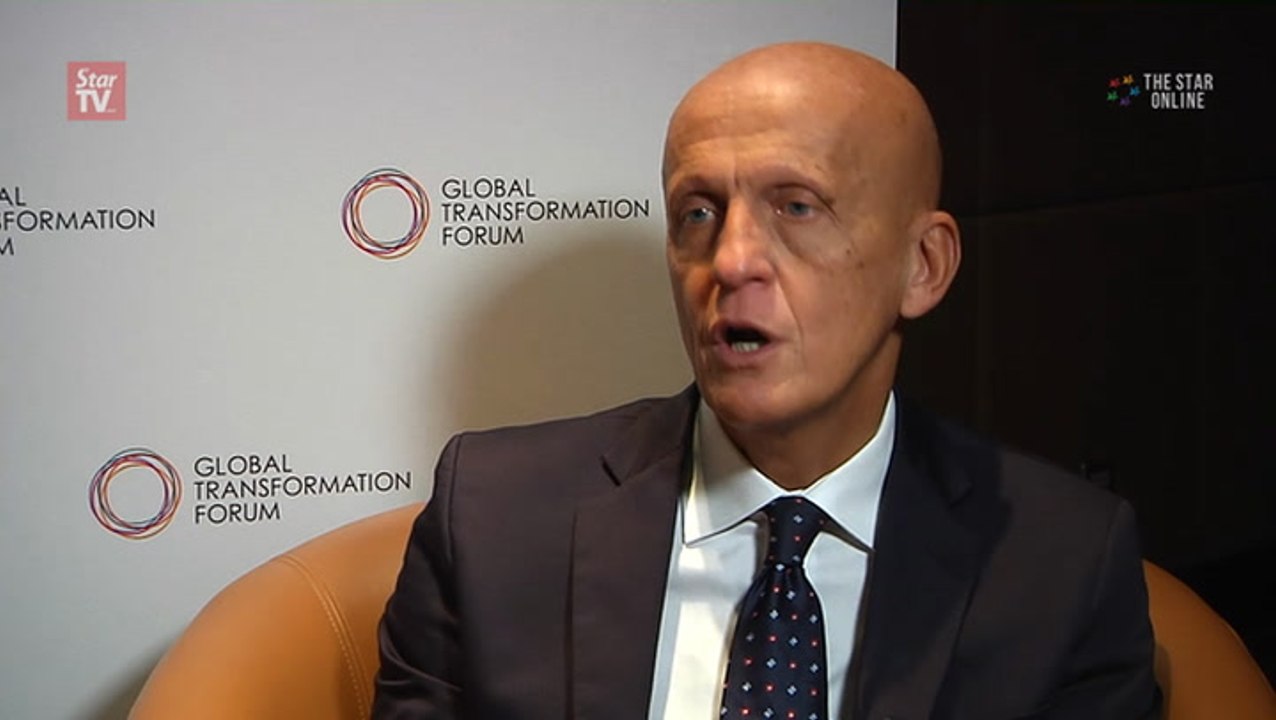 Pierluigi Collina: Being Decisive