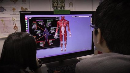 Pupils learn about medical sciences during field trip