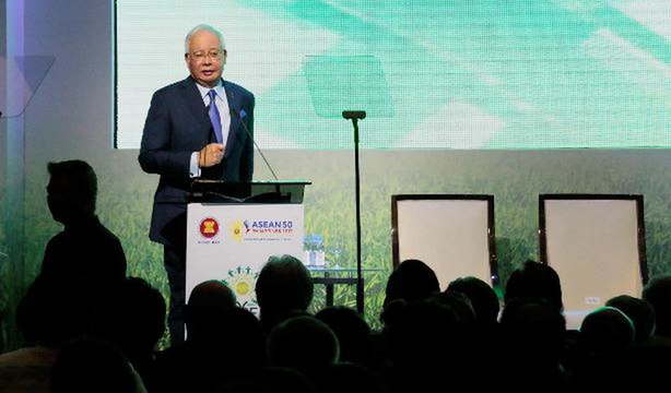 Najib: Trade barriers hindering Asean economic integration