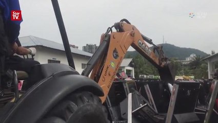 Police destroy RM3mil worth of illegal gambling machines