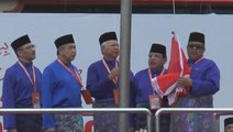 Najib opens Umno general assembly