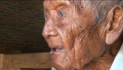 Indonesia's 147-year-old man laid to rest