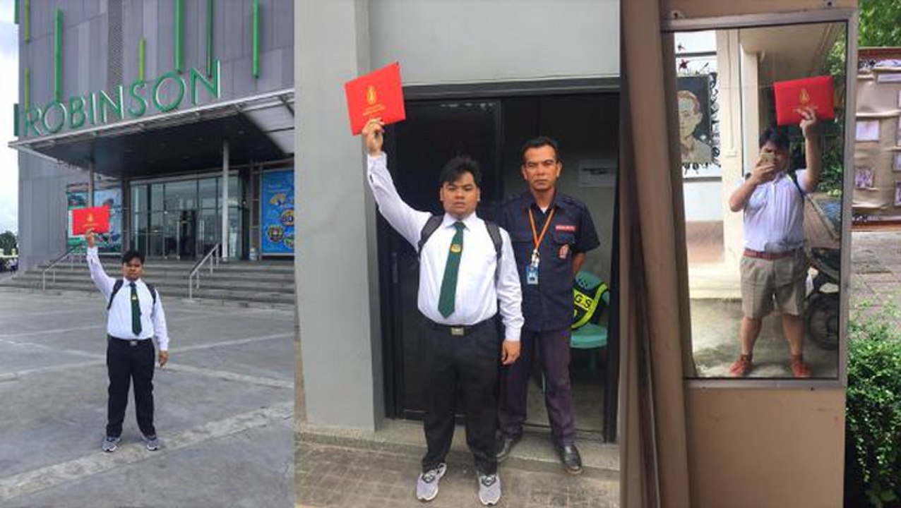 Thai student brings his cert everywhere