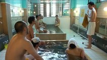 Tokyo bath house offers naked lectures to customers