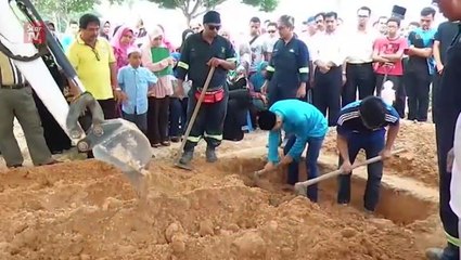 Schoolboy buried after deadly fall from Putrajaya school