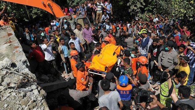 Indonesia quake: Death toll rises to 52