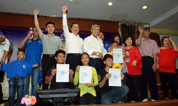 Last-minute campaigning to win over voters' heart