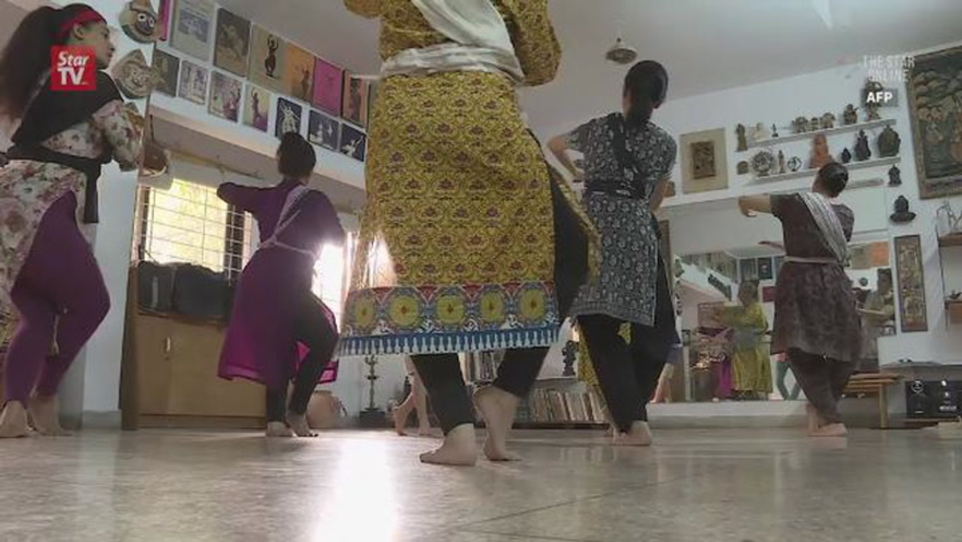 Art not sex, Pakistan's dancers take a stand - video Dailymotion