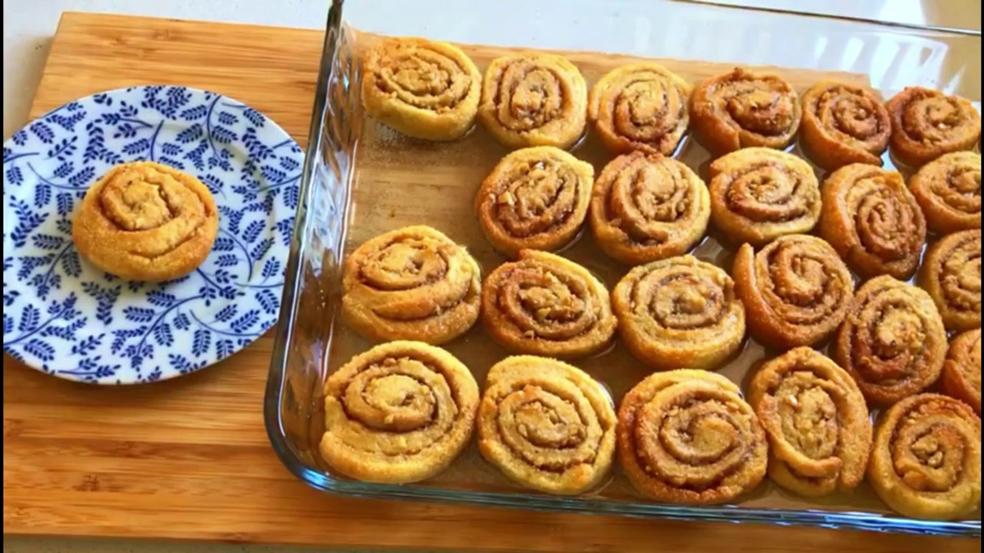 Cevizli tarçınlı SARMA şerbetli tatlı - Dailymotion Video