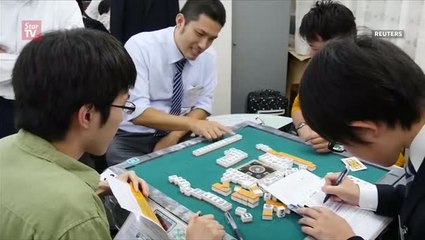 Mahjong games instead of job interviews