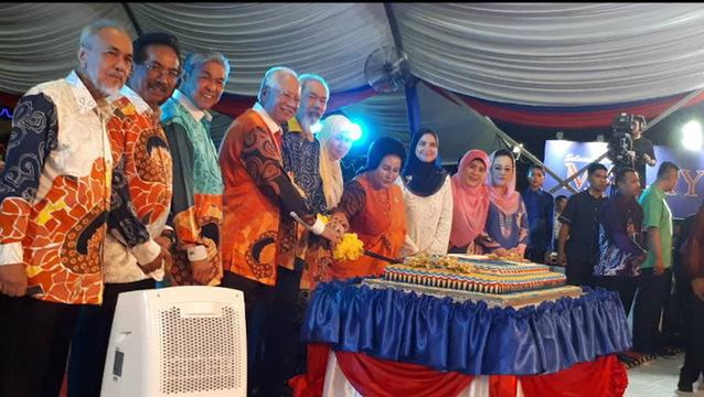 Thousands join festivities in KK to mark Malaysia Day