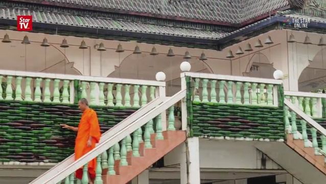 Glass Bottle Temple still attracts visitors nationwide
