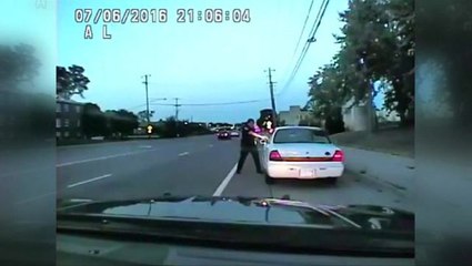 The moment cop fatally shoots Philando Castile