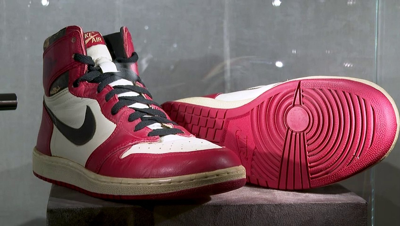 Rekord! Michael Jordans Turnschuhe für 615.000 Dollar versteigert