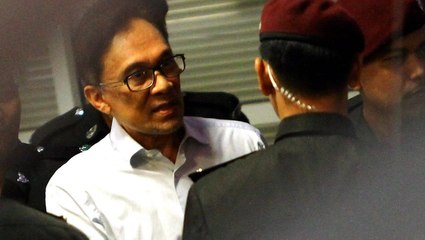 Court strikes out Anwar's bid to set aside sodomy conviction