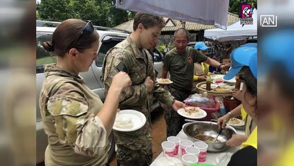 Download Video: [NTV 040718] Foreign officers taste Thai food during cave rescue