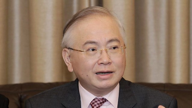 Wee slams DAP and Tun M over “inconsistencies”