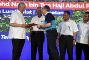 Najib: 10,338 settlers return to Felda