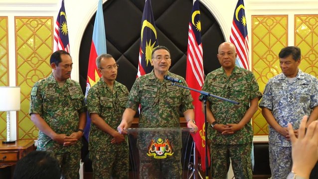 Hisham slams army vets group for practising double standards