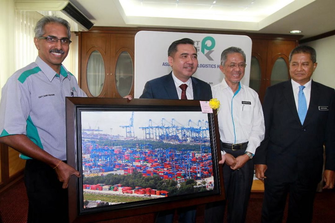 Loke: Accountant proposed for PKFZ chairman post