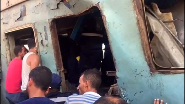 Dozens killed in Alexandria train crash
