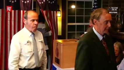 US Election: Clinton gets early win at Dixville Notch