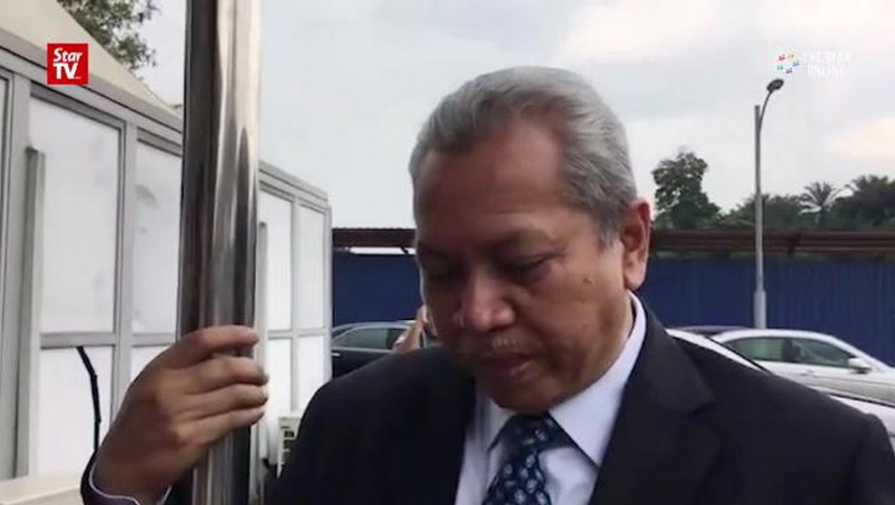 Tun M at Parliament is like antique car at F1, says Annuar Musa