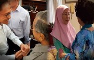 Pleasant, tearful meeting between Siti Hasmah and Wan Azizah