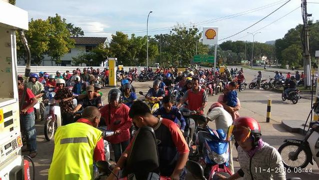 Free petrol for 1,500 motorcyclists courtesy of generous caterer
