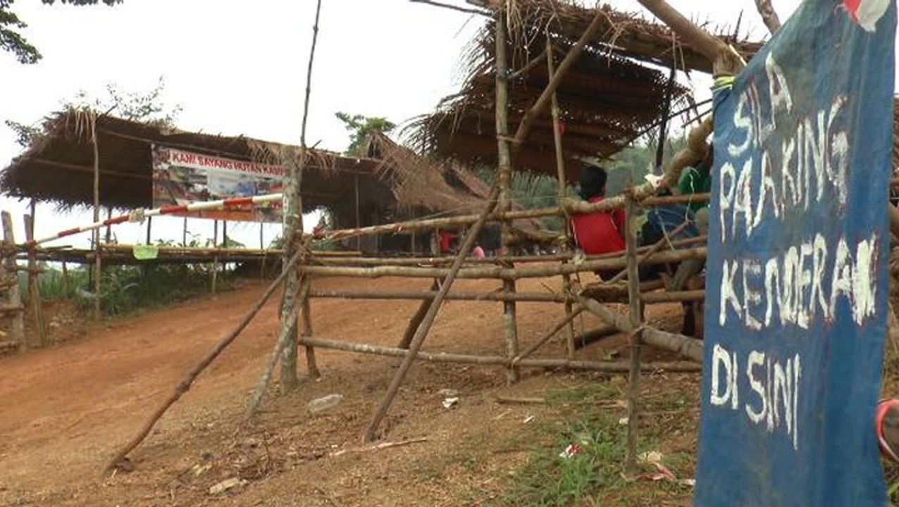 Final Warning for the Bamboo Blockade