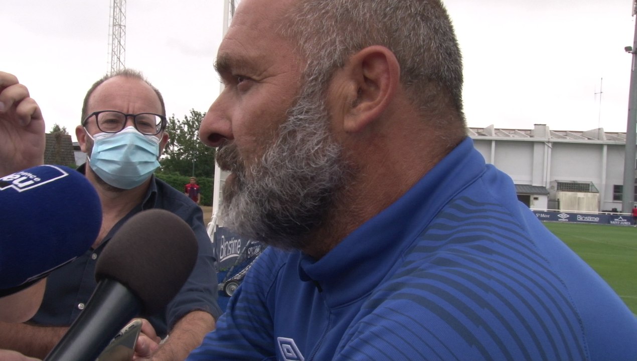 Point presse de Pascal Dupraz avant Le Manc FC - SMCaen