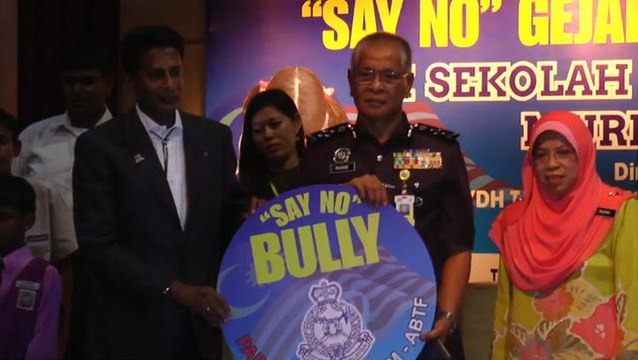 Police, teachers and parents should curb school bullying together