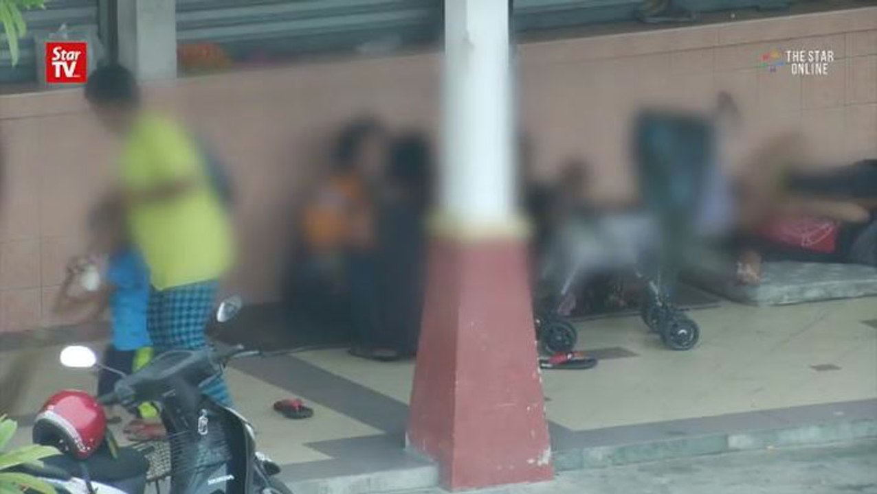 Housewives and single mothers hooked on glue sniffing