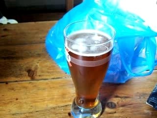 zinedine boit un picon bière