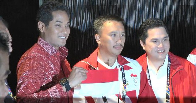 Malaysia apologises to Indonesia over 'upside-down' flag